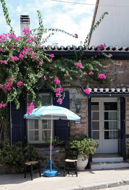 To Spitaki Apartments Galaxidi Екстер'єр фото
