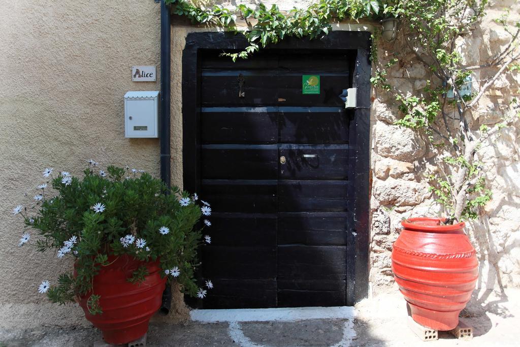 To Spitaki Apartments Galaxidi Екстер'єр фото